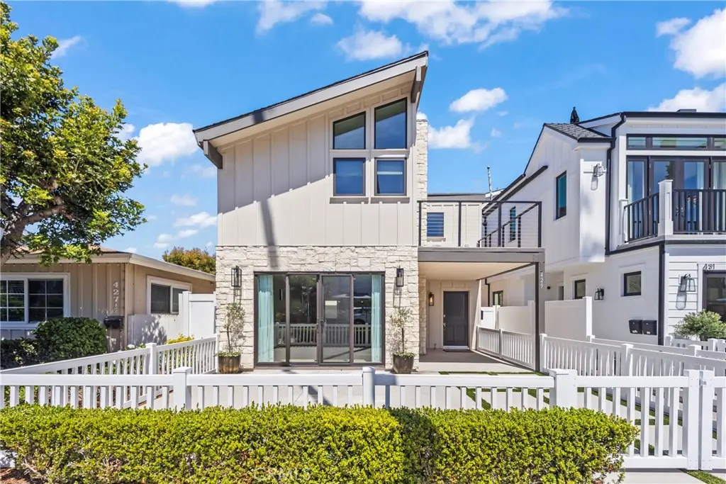 429 Goldenrod, Corona Del Mar, CA — listing photo 1