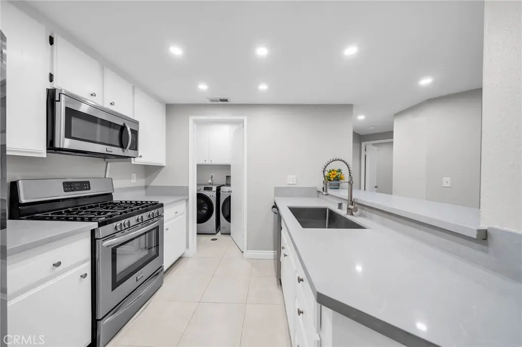 2559 Plaza Del Amo 215, Torrance, CA — listing photo 1