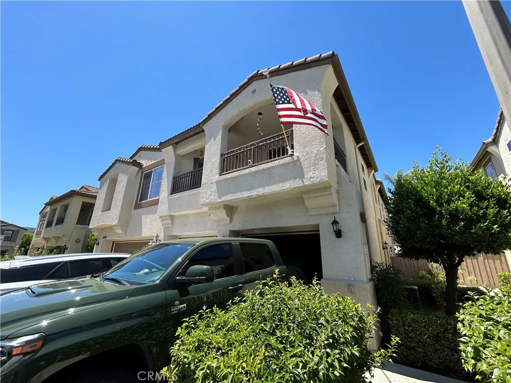 41696 Woodridge Avenue 2, Murrieta, CA — listing photo 1