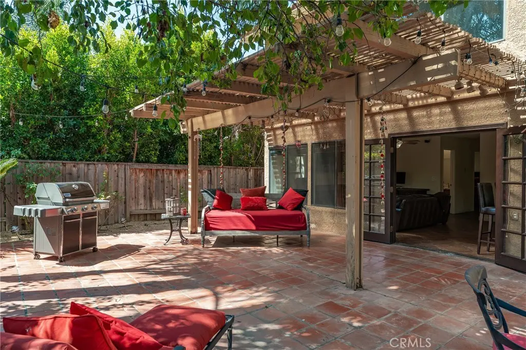 3806 Lost Springs, Calabasas, CA — listing photo 1