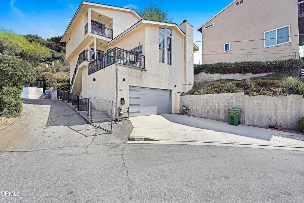 Residential Lease for rent at 2779 Fyler Place, Los Angeles, Los Angeles County, CA featuring 3 beds and 3 baths