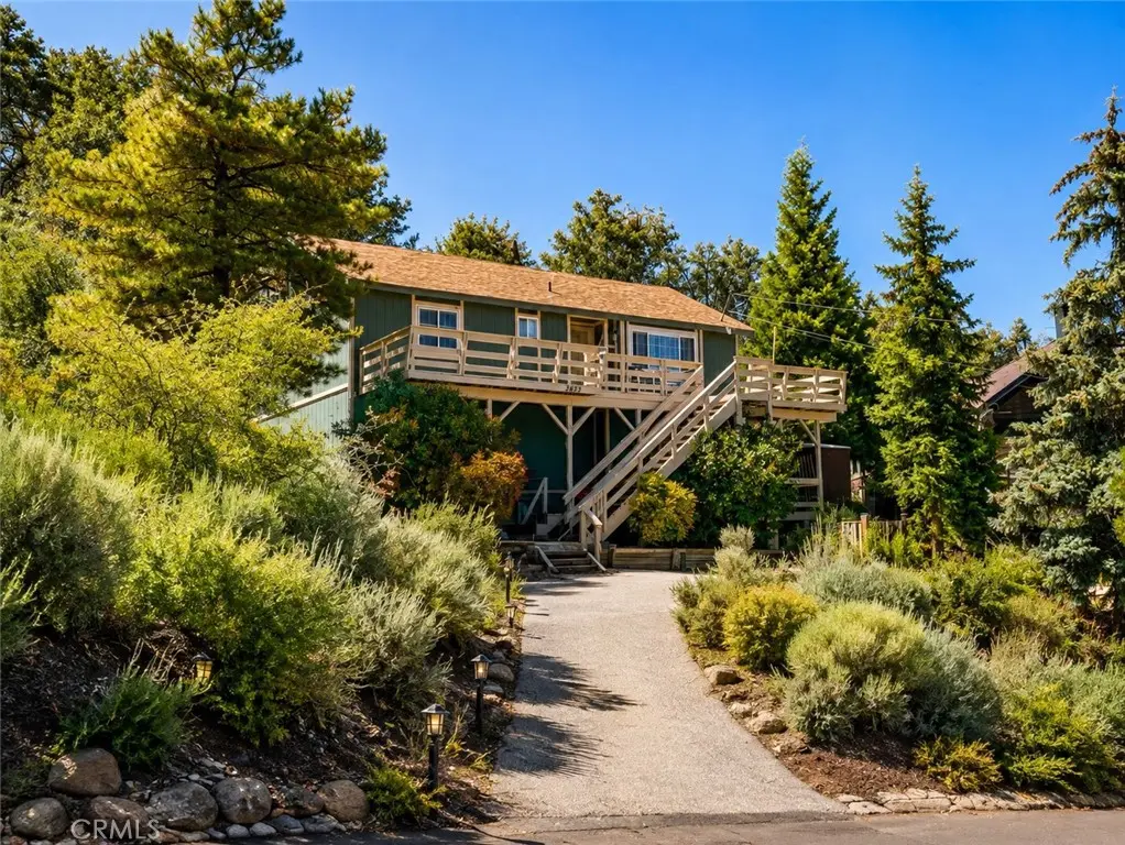 1913 Pioneer Way, Pine Mountain Club, CA — listing photo 1