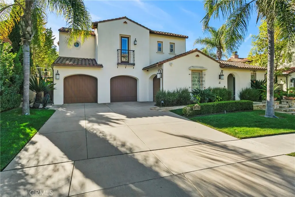 Single Family Residence for rent at 17 Calle Viviana, San Clemente, CA featuring 5 beds and 6 baths