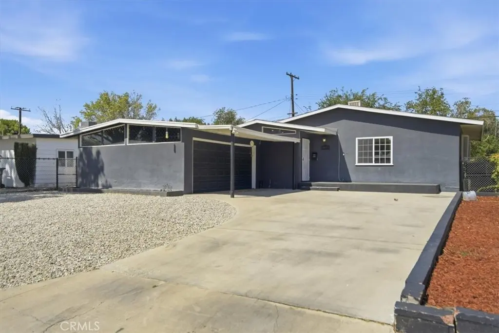 Single Family Residence for sale at 44043 Heaton, Lancaster, CA featuring 3 beds and 1 bath