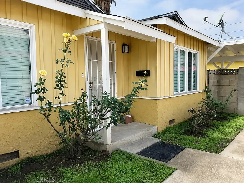 5743 5745 Kester Avenue, Sherman Oaks, CA — listing photo 1