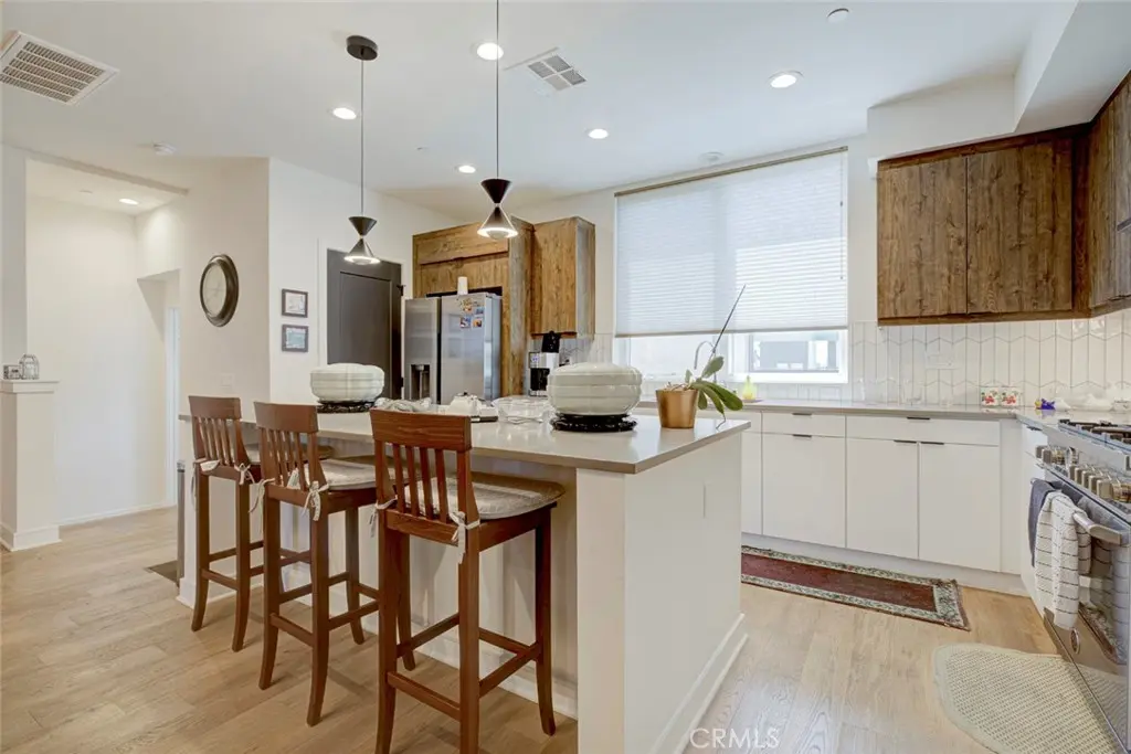Single Family Residence for sale at 1049 N Joels Place, Los Angeles, CA featuring 3 beds and 5 baths
