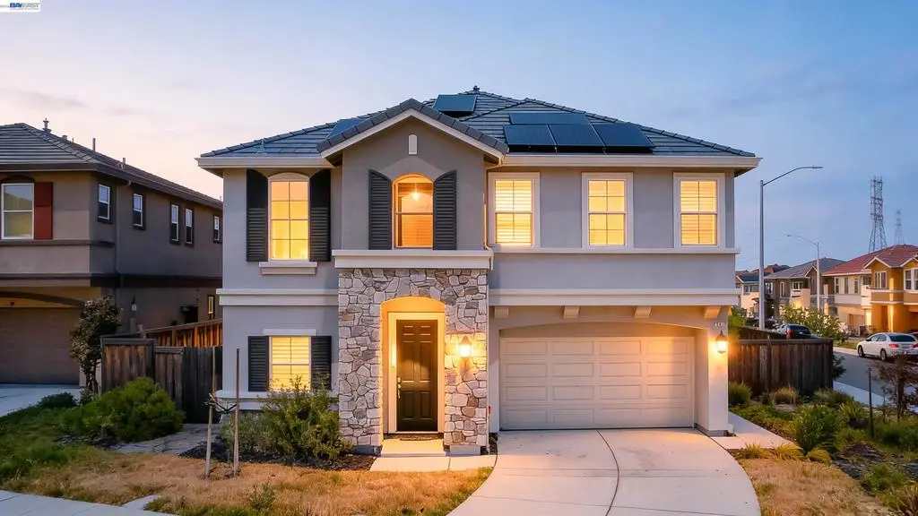 Single Family Residence for sale at 3001 Aragon Dr, Pittsburg, CA featuring 4 beds and 3 baths