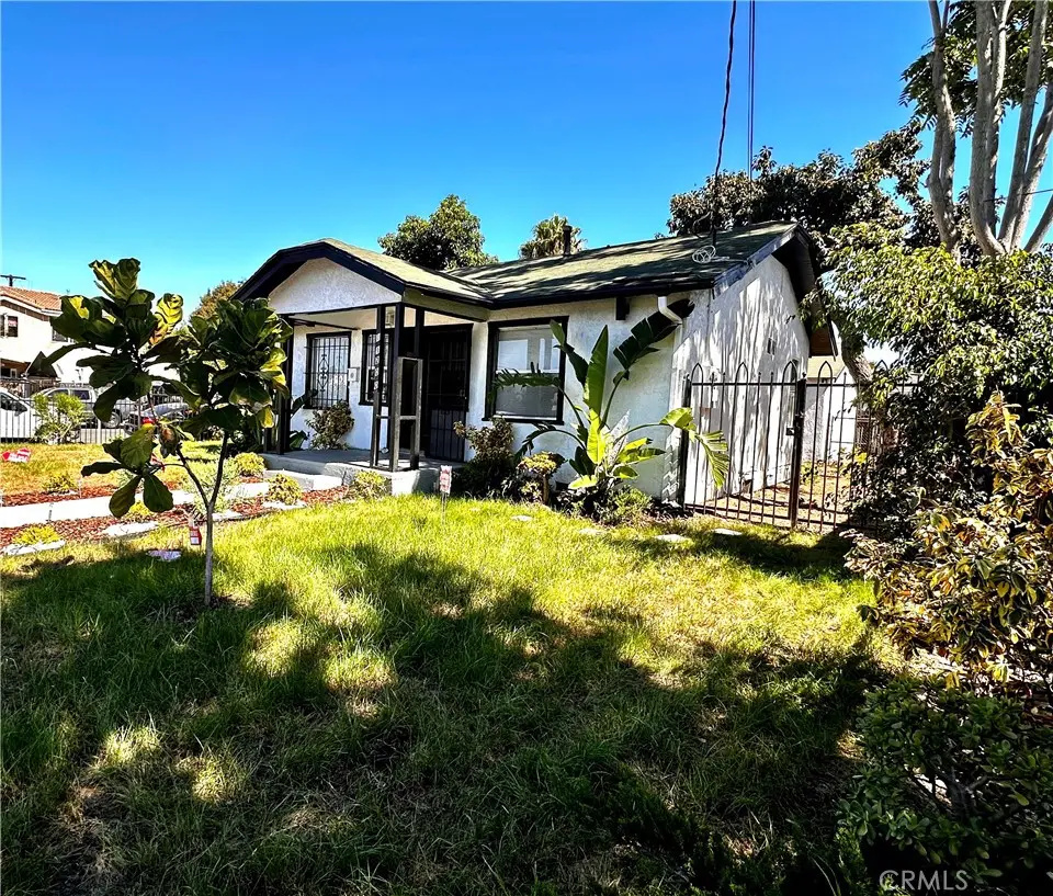 Single Family Residence for sale at 11200 Stanford, Los Angeles, CA featuring 3 beds and 2 baths