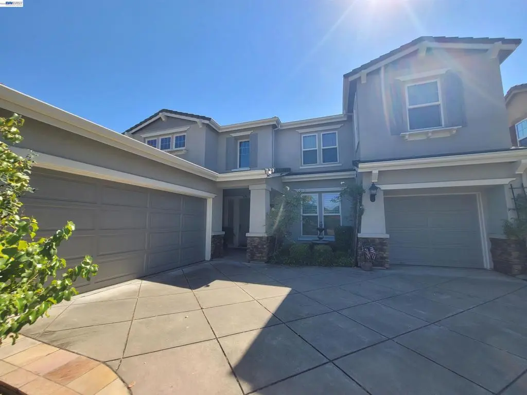 1250 W Lagoon Rd, Pleasanton, CA — listing photo 1