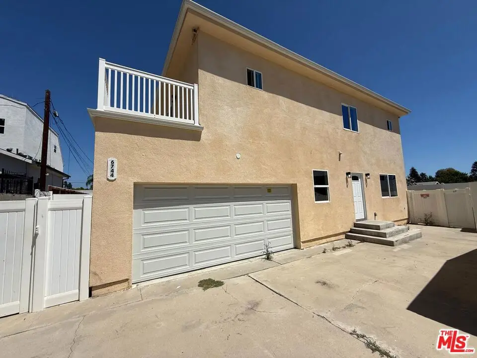 Residential Lease for rent at 6744 Radford Avenue, Los Angeles, Los Angeles County, CA featuring 3 beds and 3 baths