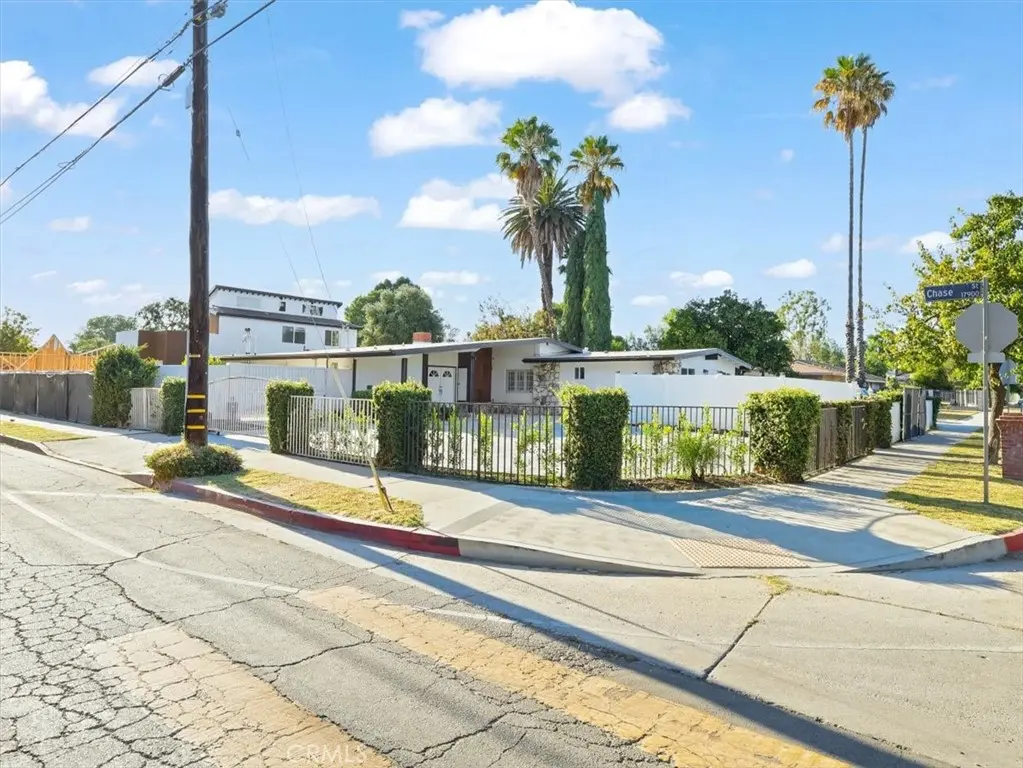8501 Enfield Avenue, Northridge, CA — listing photo 1