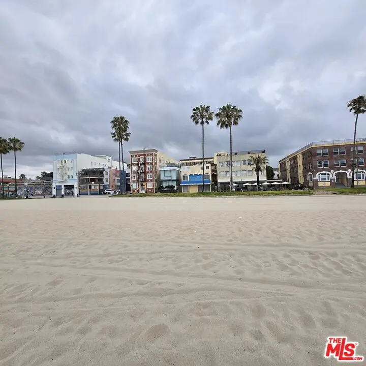 30 Dudley Avenue 2, Venice, CA — listing photo 1