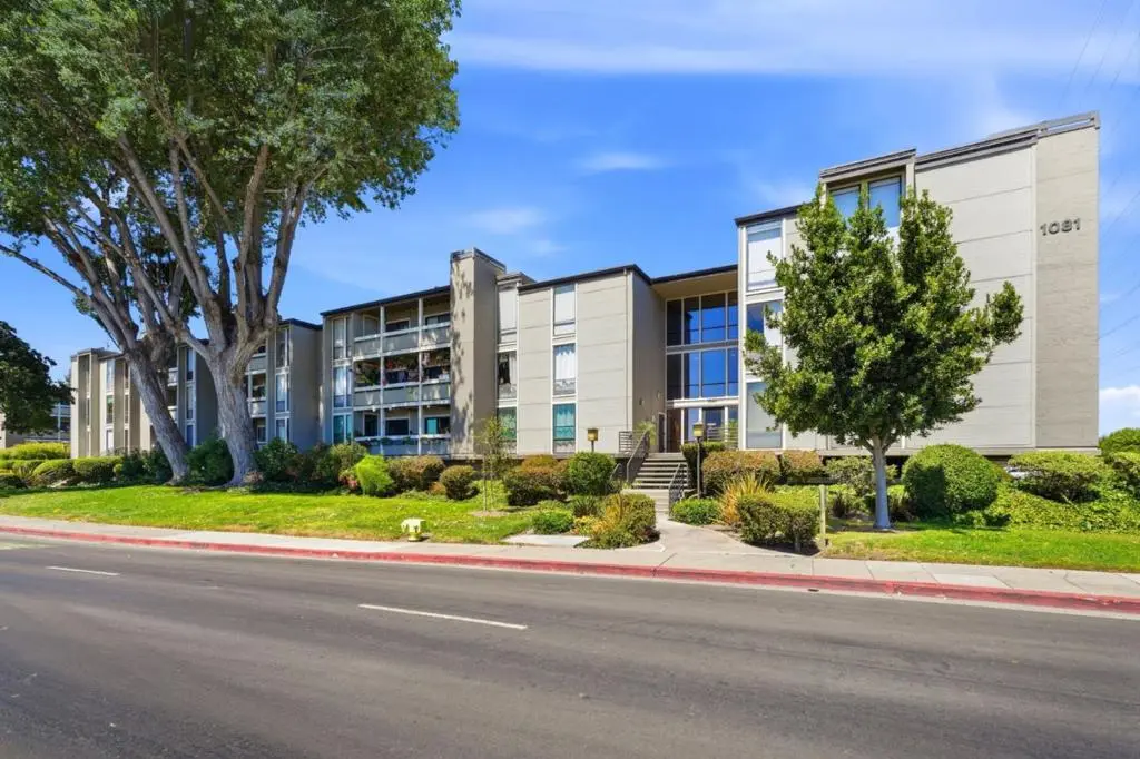 Condominium for sale at 1081 Beach Park Boulevard 213, Foster City, CA featuring 3 beds and 2 baths