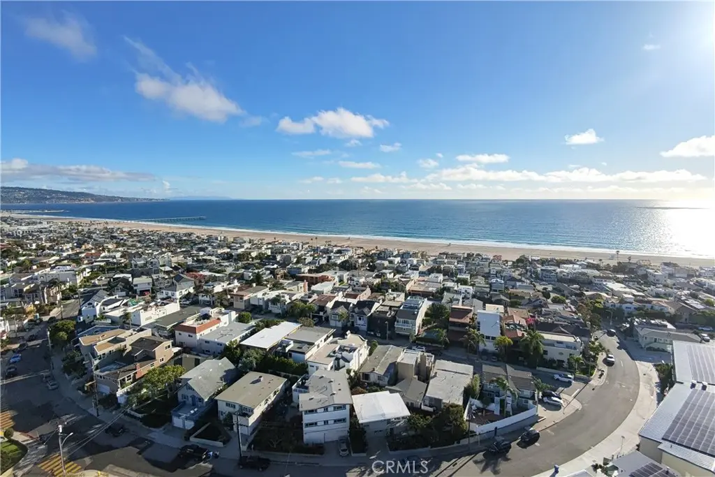 Duplex for sale at 428 25th, Hermosa Beach, CA featuring 2 beds and 2 baths
