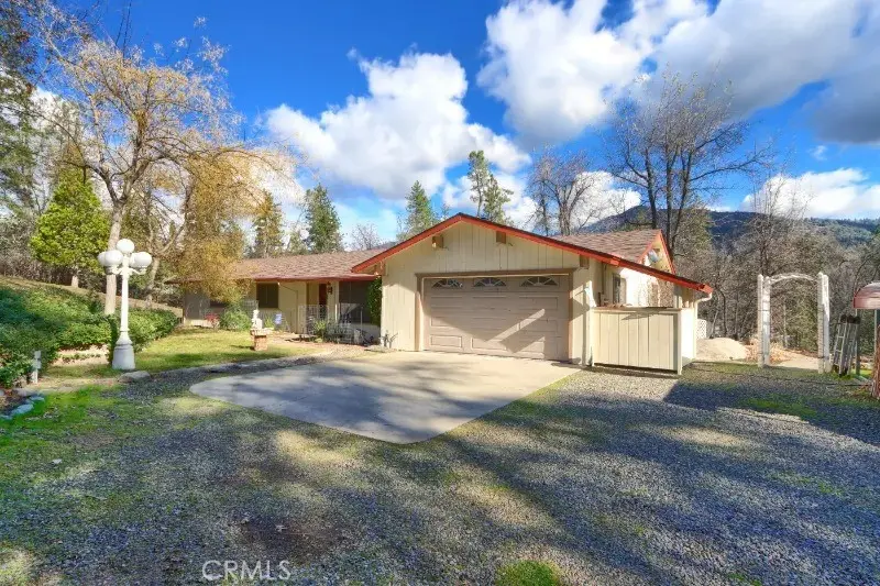 Single Family Residence for sale at 5909 Evergreen, Mariposa, CA featuring 3 beds and 2 baths