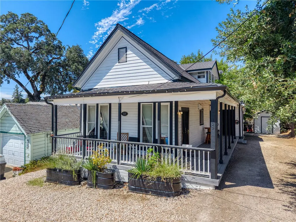 Townhouse for sale at 125 S Forbes, Lakeport, CA