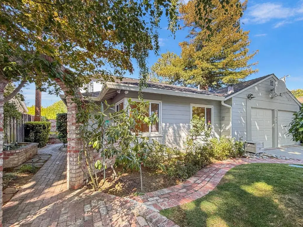 Residential Lease for rent at 527 Hilbar Lane, Palo Alto, Santa Clara County, CA featuring 6 beds and 4 baths