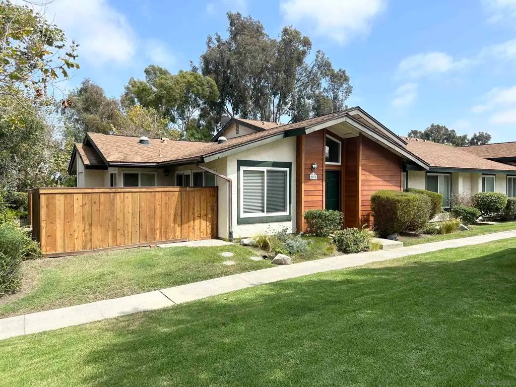 2035 Shadytree Ln, Encinitas, CA — listing photo 1