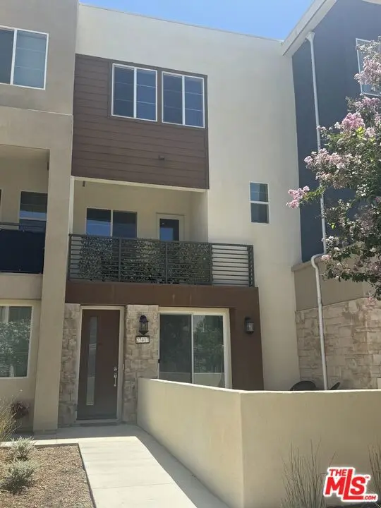 27417 Horizon View Lane, Valencia, CA — listing photo 1