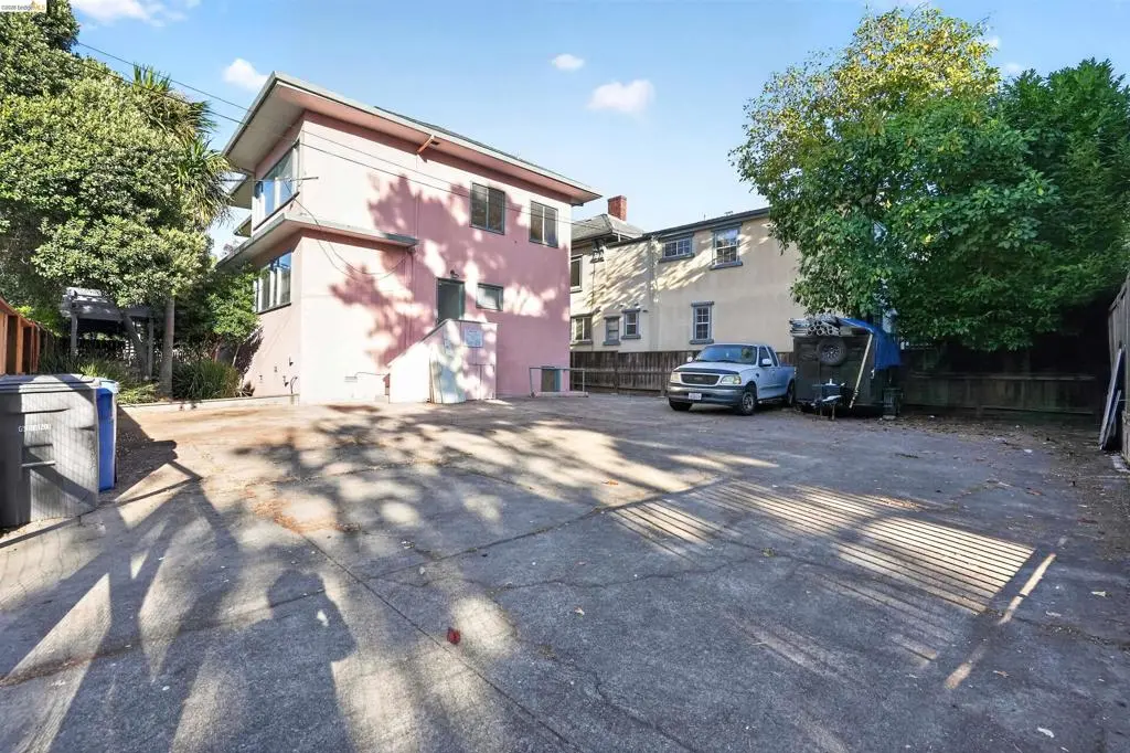Apartment for sale at 2520 Milvia St, Berkeley, CA