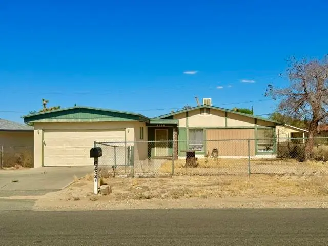 6437 Indio Avenue, Yucca Valley, CA — listing photo 1