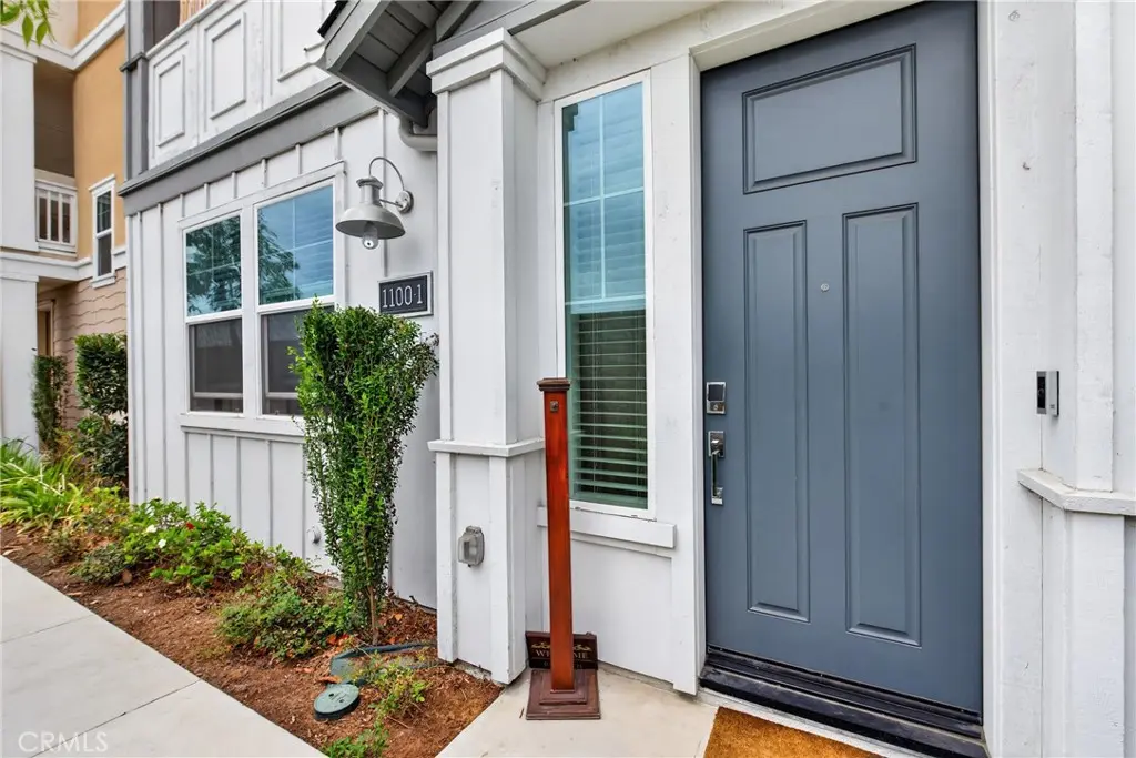 Condominium for sale at 1100 N Anaheim Blvd 1, Anaheim, CA featuring 4 beds and 4 baths