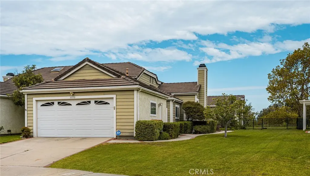 Single Family Residence for rent at 5779 E Hudson Bay, Anaheim, CA featuring 3 beds and 2 baths