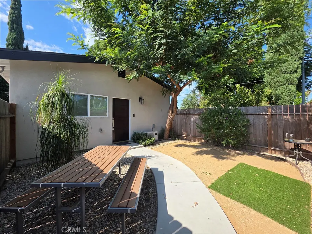 6956 Glade, Canoga Park, CA — listing photo 1