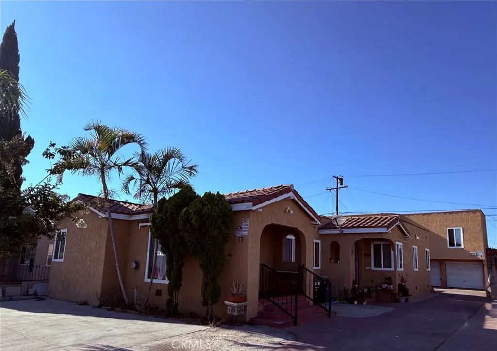 2433 Broadway, Huntington Park, CA — listing photo 1