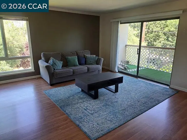 Condominium for rent at 450 N Civic Dr, Walnut Creek, CA featuring 2 beds and 2 baths
