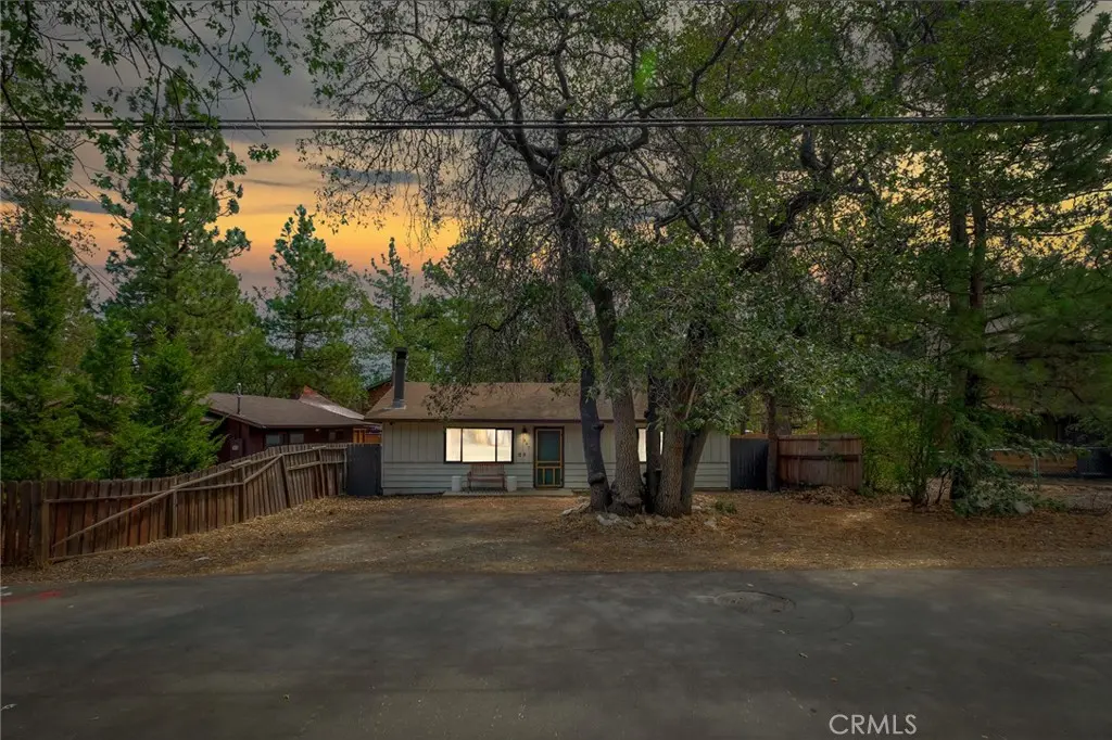397 Wabash Lane, Sugarloaf, CA — listing photo 1