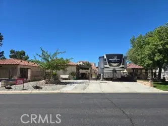 Manufactured In Park for sale at 11570 Wedgewood, Apple Valley, CA featuring 1 bed and 1 bath