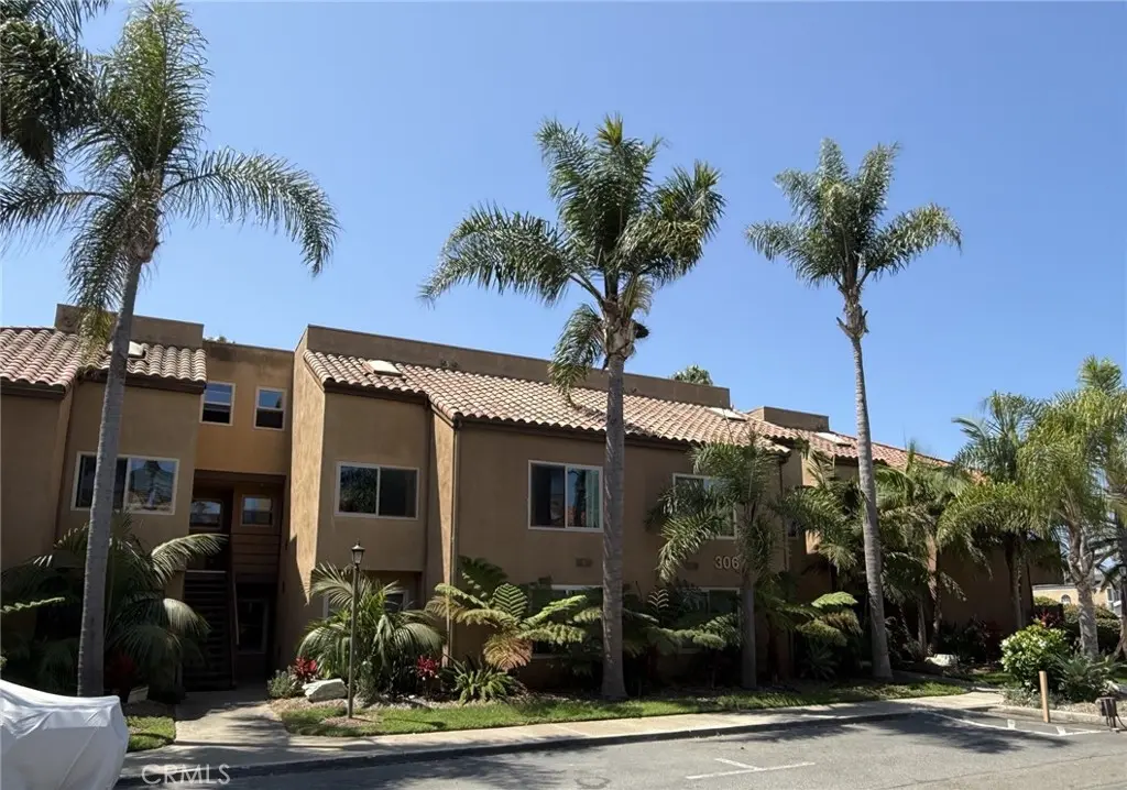 306 Coral Reef 50, Huntington Beach, CA — listing photo 1