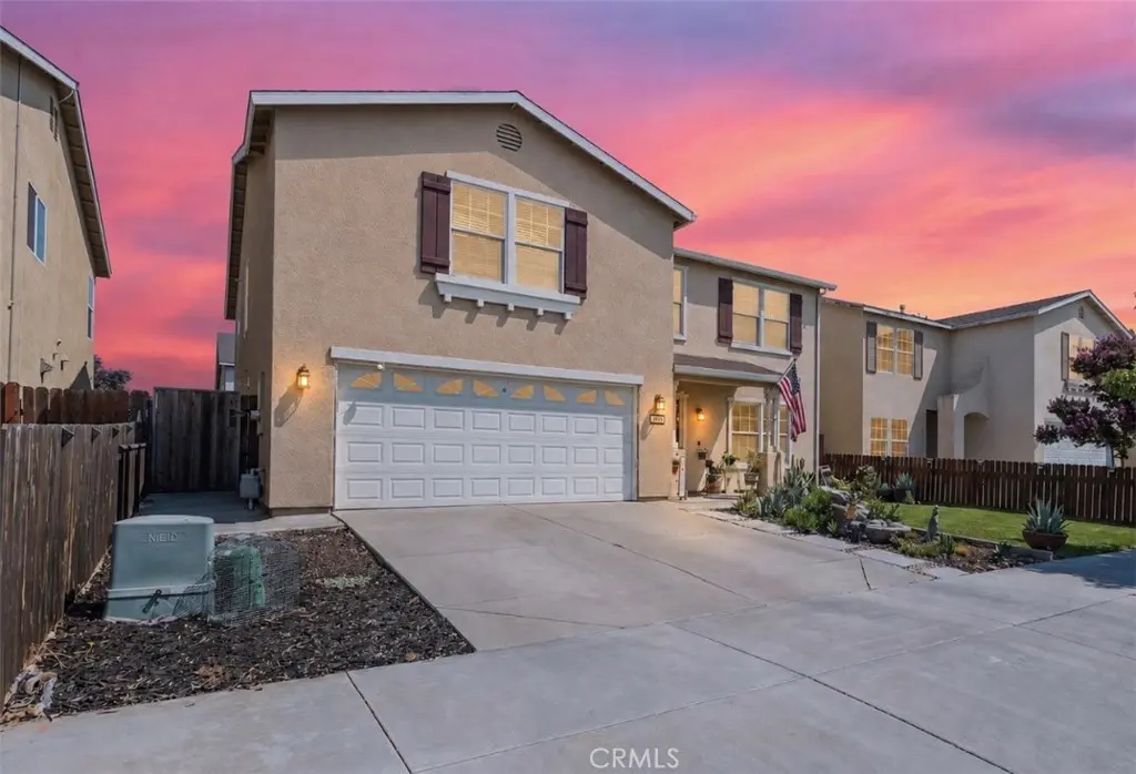 3063 Bodie, Merced, CA — listing photo 1