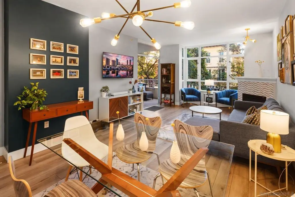 Single Family Residence for rent at 850 Beech 307, San Diego, CA featuring 2 beds and 2 baths
