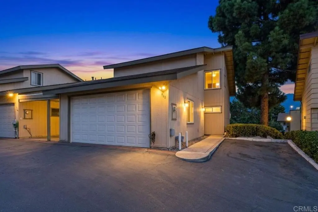 968 Marlin Drive, Vista, CA — listing photo 1