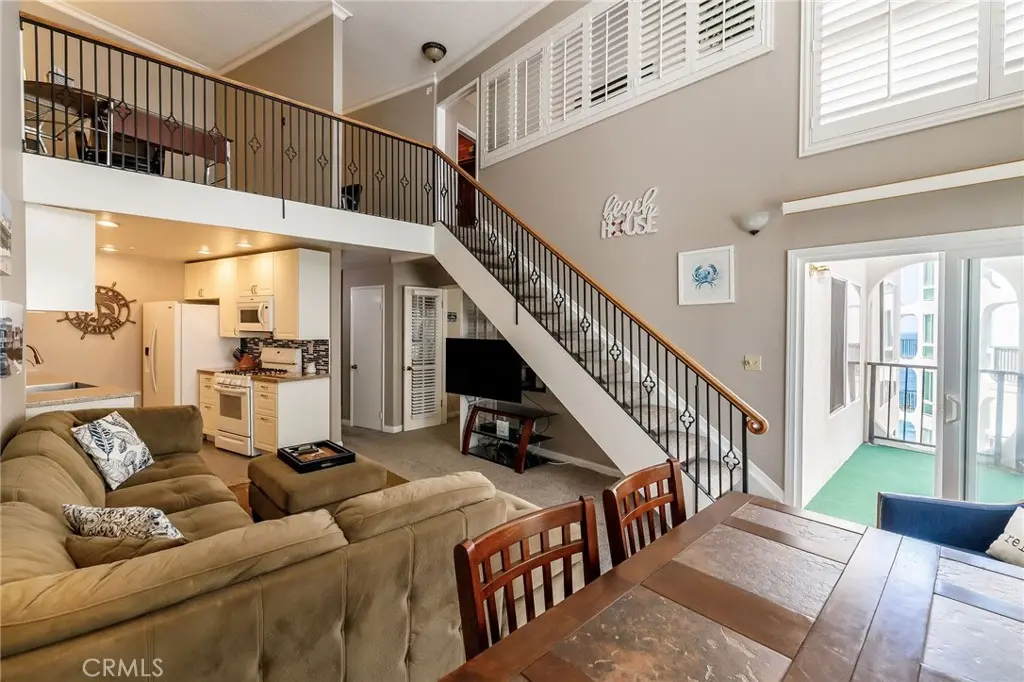 Condominium for rent at 565 Esplanade 411, Redondo Beach, CA featuring 2 beds and 2 baths