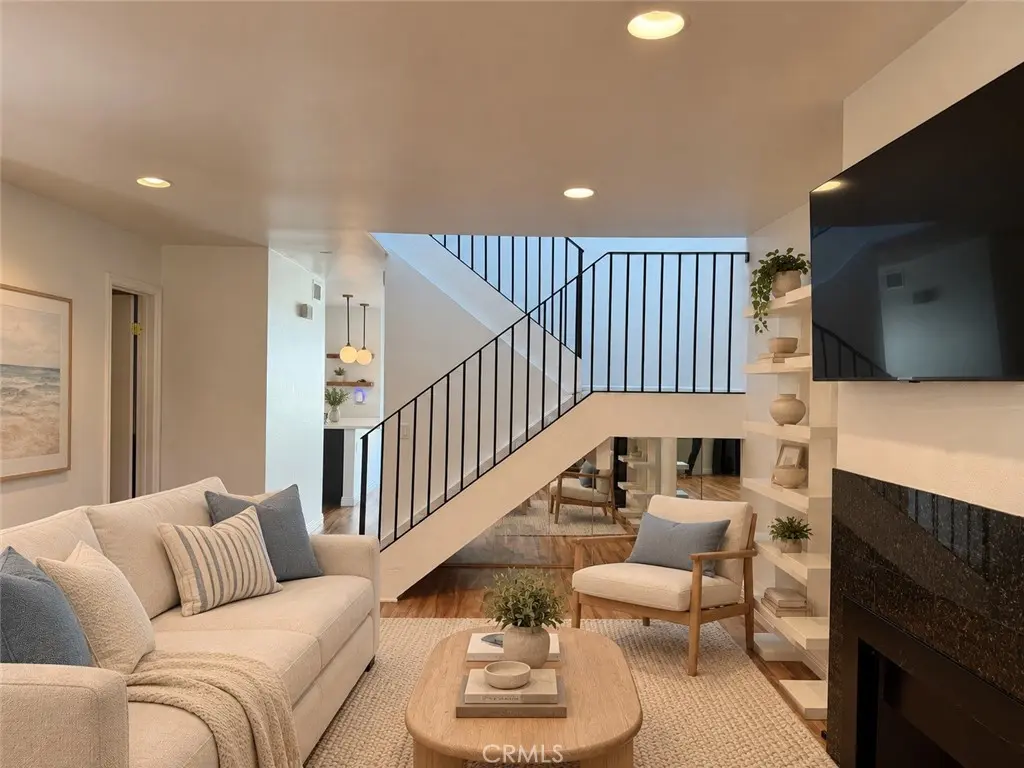 Condominium for rent at 16 Sand Dollar Court, Newport Beach, CA featuring 3 beds and 3 baths