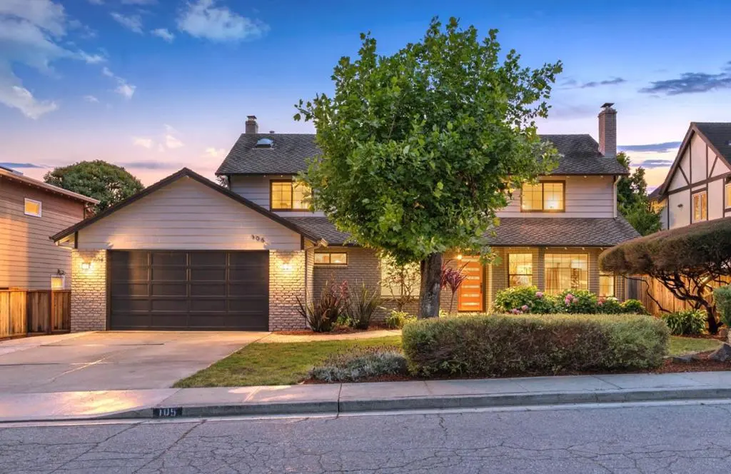 Single Family Residence for sale at 105 Quarry Lane, Santa Cruz, CA featuring 3 beds and 3 baths