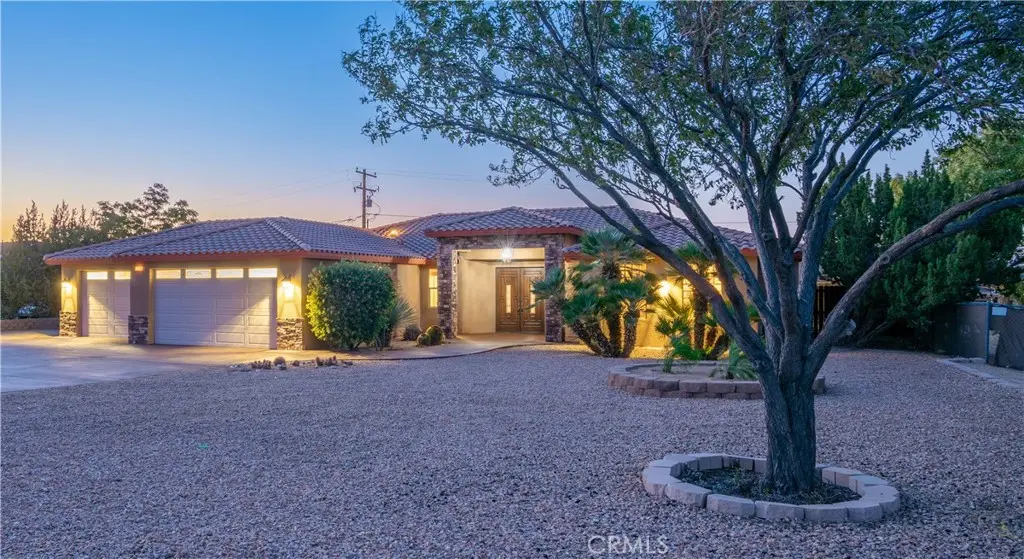 57934 Juarez, Yucca Valley, CA — listing photo 1