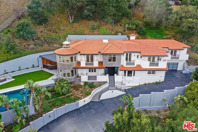 3373 Coldwater Canyon Avenue, Studio City, CA — listing photo 1