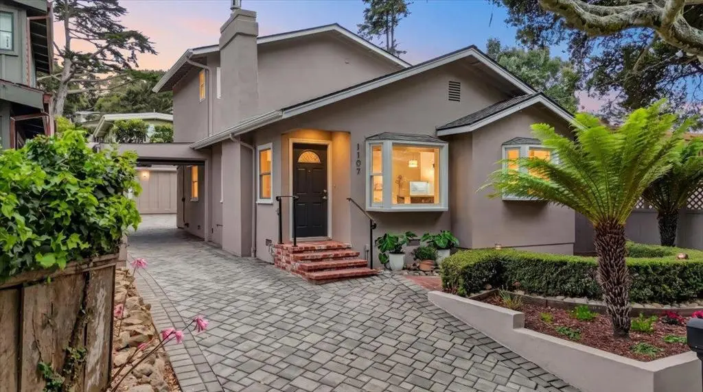 1107 David Avenue, Pacific Grove, CA — listing photo 1