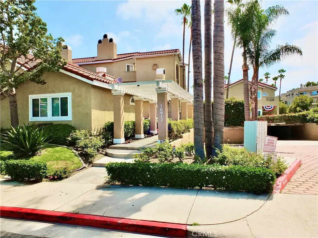 16912 Sims 103, Huntington Beach, CA — listing photo 1