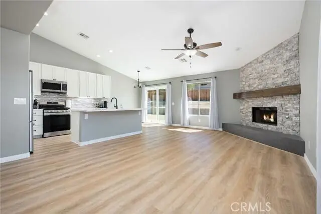 Residential Lease for rent at 12920 Maui Way, Desert Hot Springs, Riverside County, CA featuring 4 beds and 2 baths