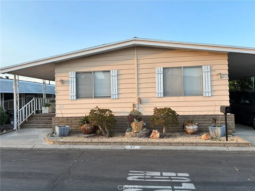 6741 Lincoln Avenue 37, Buena Park, CA — listing photo 1