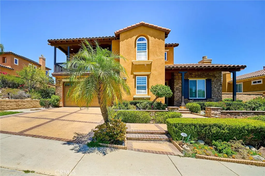 Single Family Residence for rent at 7870 Sanctuary, Corona, CA featuring 4 beds and 5 baths