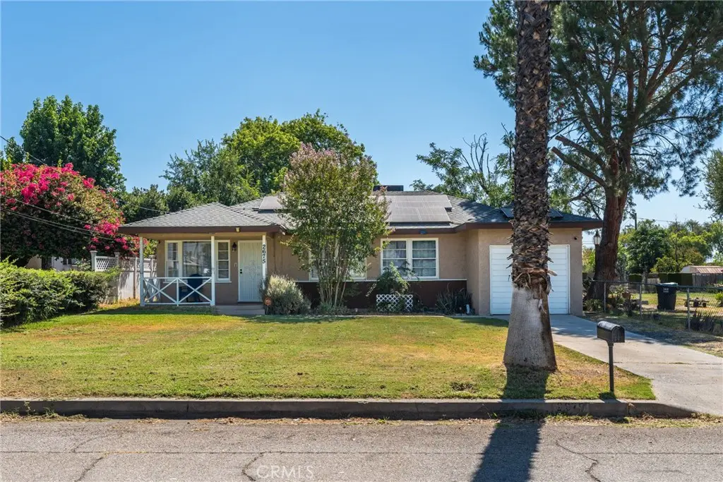 2675 Lawrence Avenue, San Bernardino, CA — listing photo 1