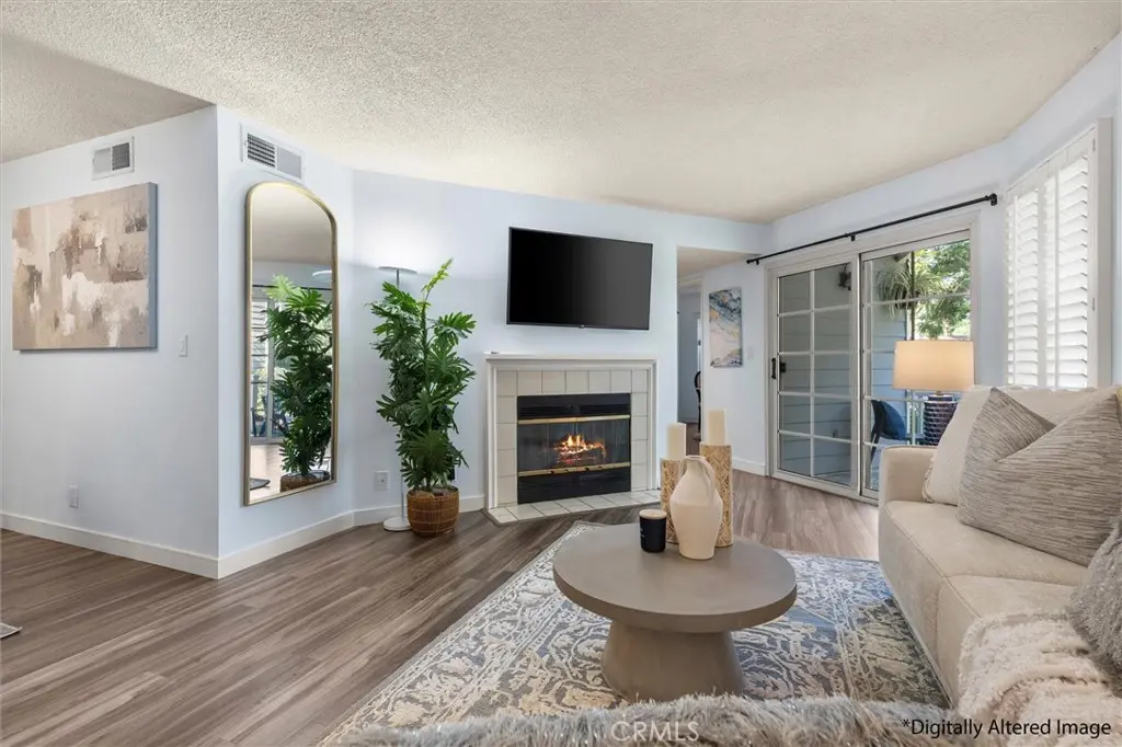 Condominium for sale at 6604 Clybourn 29, Los Angeles, CA featuring 2 beds and 2 baths