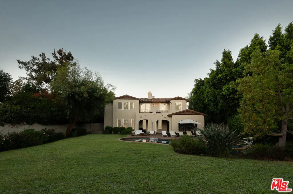 Single Family Residence for sale at 5315 Louise Avenue, Los Angeles, CA featuring 5 beds and 6 baths