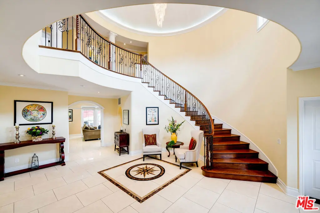 5966 ABERNATHY Drive, Los Angeles, CA — listing photo 1
